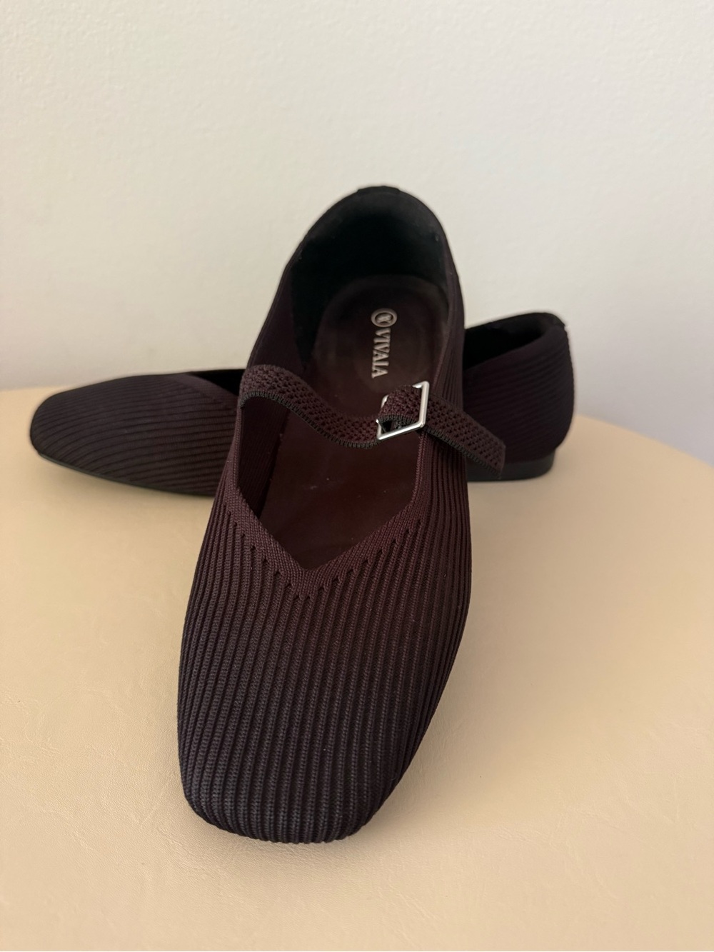 Vivaia Women’s Black Mary Jane Flats - Picture 6 of 7